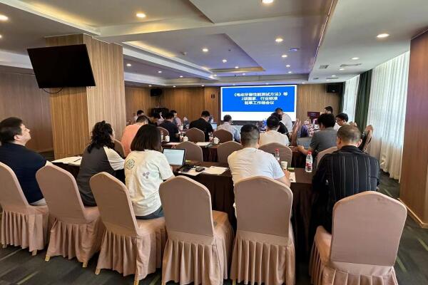 刷博士参与制定电动牙刷国标